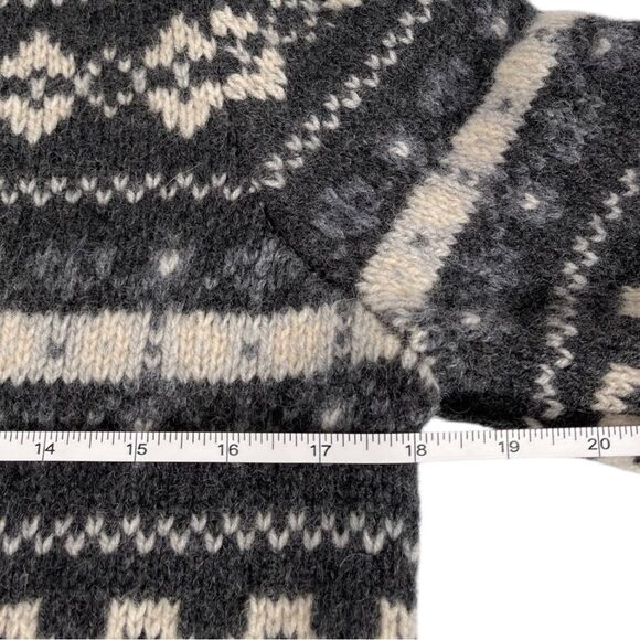 L.L. Bean womens small Fair isle grey 100% lambswool sweater women's medium - Picture 5 of 6